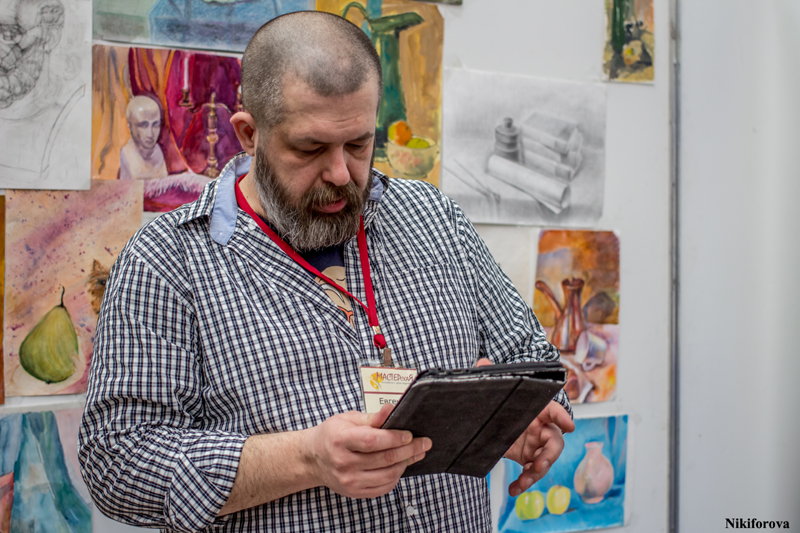 Евгений Колков, основатель Школы фотографии OPEN FOTO, на выставке «МАСТЕРскаЯ».  Автор фото - Екатерина Никифорова