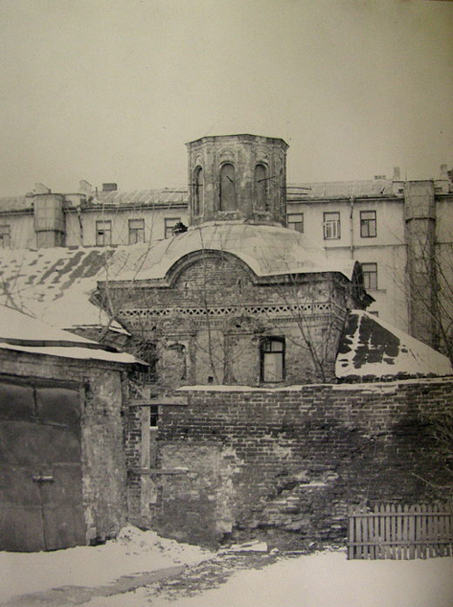 Храм Иоанна Предтечи в Черниговском. Фото 1971 года. Храм Иоанна Предтечи в Черниговском. Фото 1971 года.