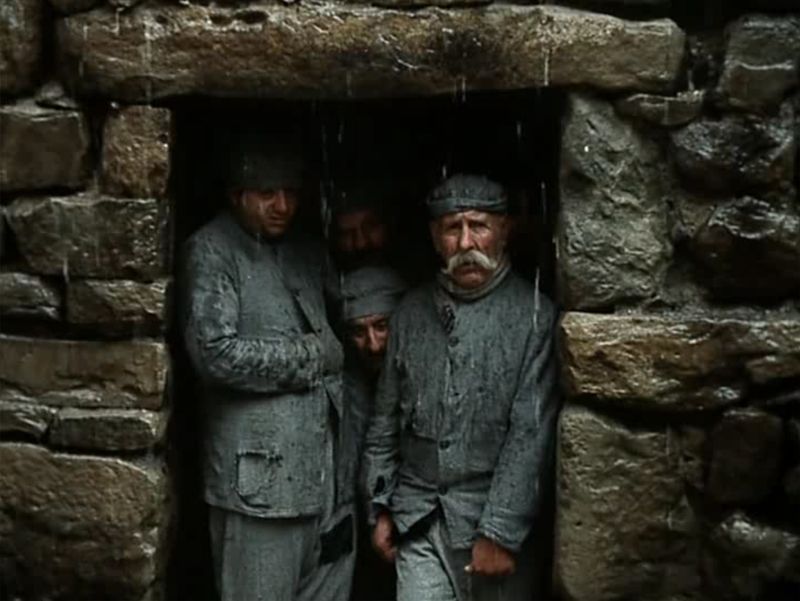 Кадр из фильма Г.Данелия «Не горюй»