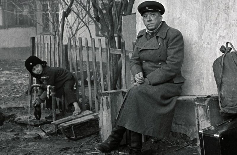 Двадцать дней без войны. Кадр из фильма Двадцать дней без войны. Кадр из фильма