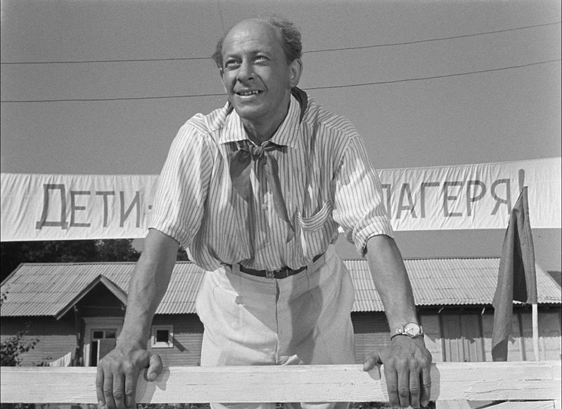 Добро пожаловать, или Посторонним вход воспрещен. Кадр из фильма Добро пожаловать, или Посторонним вход воспрещен. Кадр из фильма